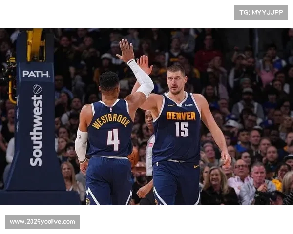 约基奇谈历史三双榜第二:超越大O是荣誉,更关注球队卫冕之路